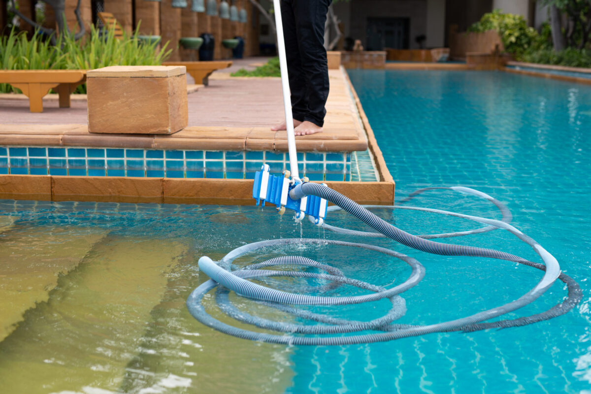 4 Common Reasons for Pool Tile Discoloration
