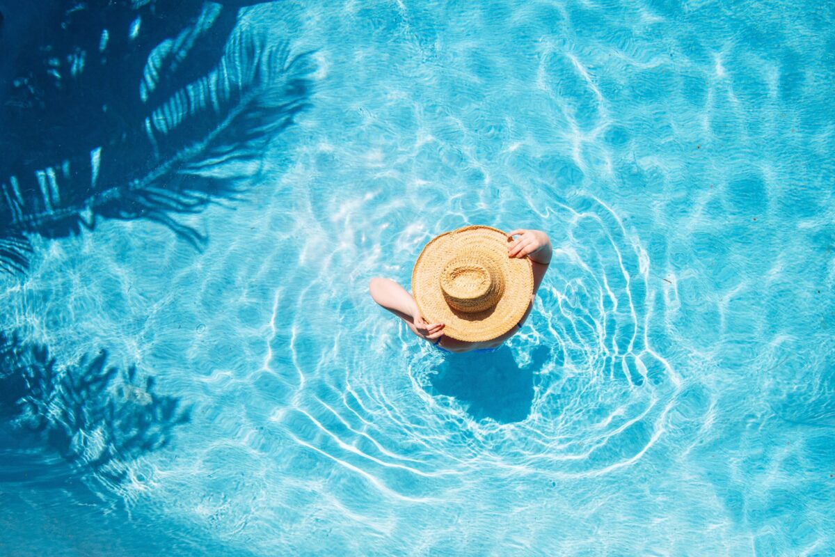 Discrete, Professional Vacation Rental Pool Cleaning